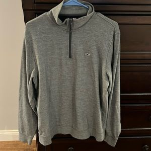 Men’s Gray Vineyard Vines pullover
